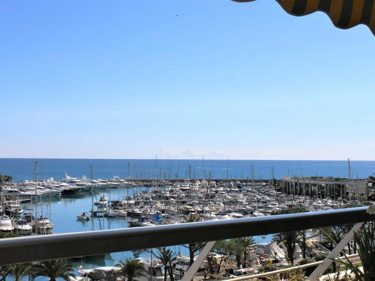 Appartement 3P Avec Terrasse Et Parking, Villeneuve-Loubet Plage - Fr-1-252A-63 0*,  France