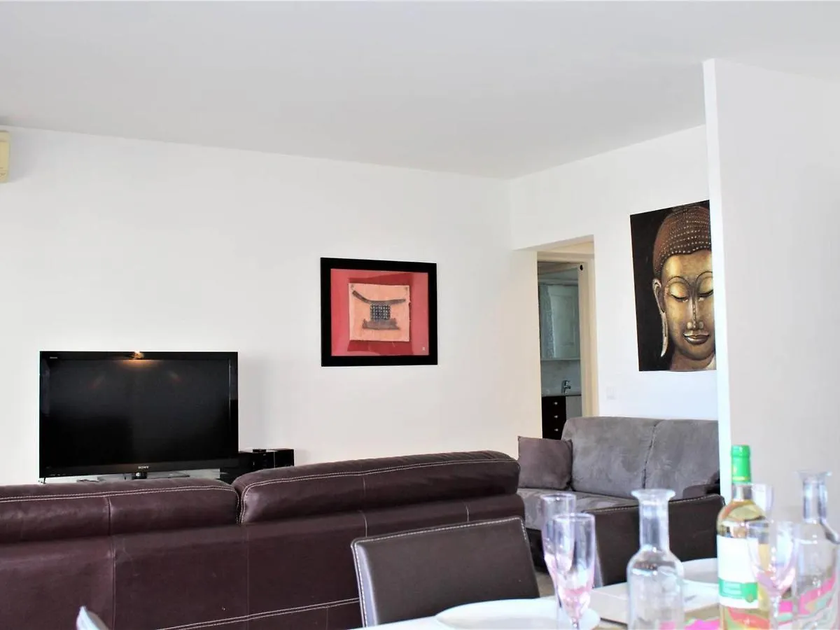 Appartement 3P Avec Terrasse Et Parking, Villeneuve-Loubet Plage - Fr-1-252A-63 Apartment